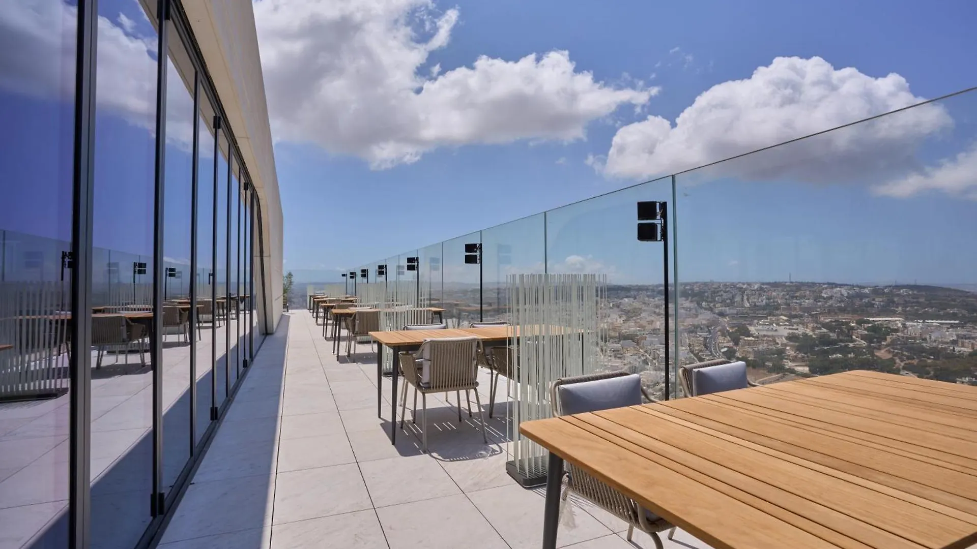 Elegant One Bedroom Apartment With A Stunning Seaview Saint Julian's